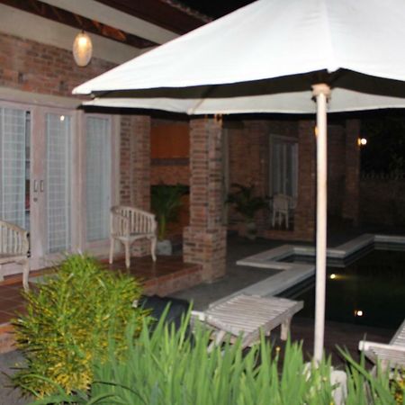Villa Mayong Uluwatu 외부 사진